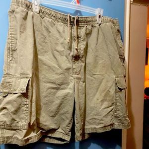 Men’s Haggar Khaki Cargo Shorts SZ 40